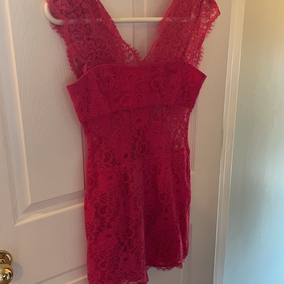 BCBG Maxazria Pink Lace Cut-Out Mini Dress Size 0 - Picture 2 of 8